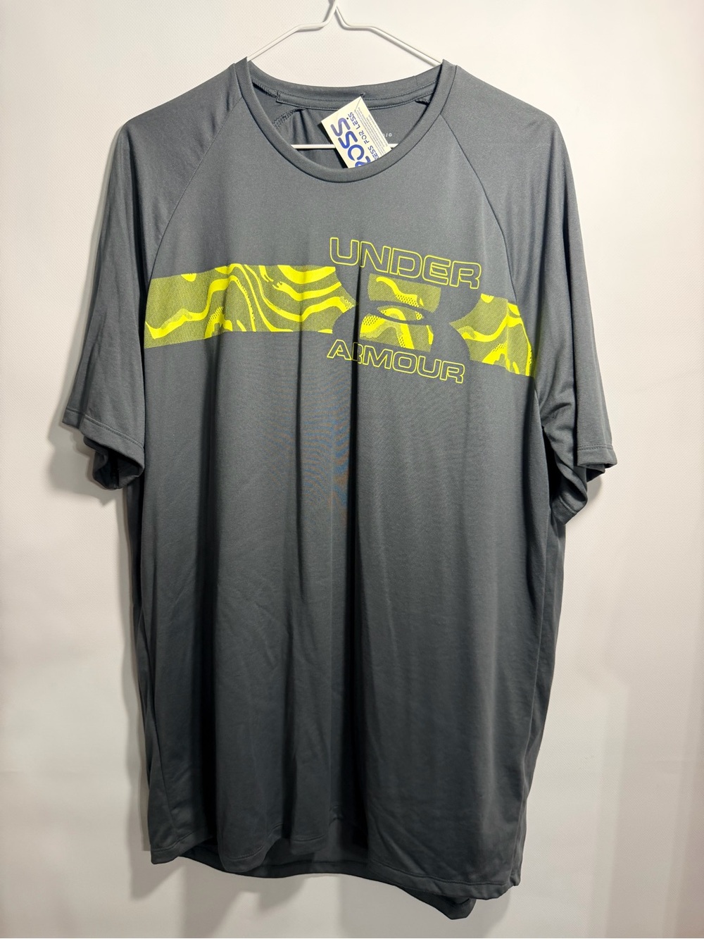 Under Armour Men’s Gray Short Sleeve Tee with Neon Yellow Logo Stripe